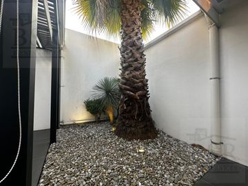 CASA EN VENTA EN RESIDENCIAL LAS BARCENAS EN METEPEC