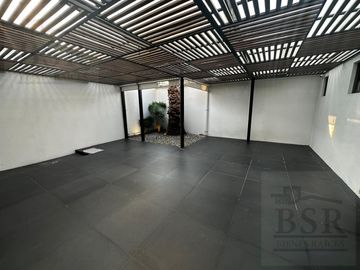 CASA EN VENTA EN RESIDENCIAL LAS BARCENAS EN METEPEC