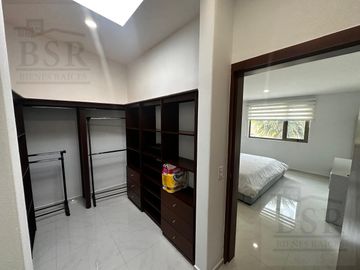 CASA EN VENTA EN RESIDENCIAL LAS BARCENAS EN METEPEC