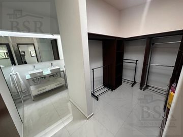 CASA EN VENTA EN RESIDENCIAL LAS BARCENAS EN METEPEC