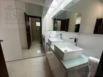 CASA EN VENTA EN RESIDENCIAL LAS BARCENAS EN METEPEC