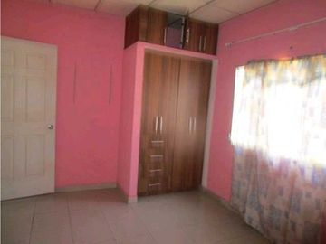 VENTA CASA CHALET LA CHORRERA NEGOCIABLE