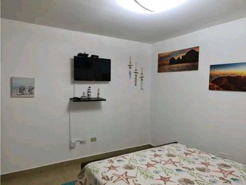 VENTA CASA  AMOBLADA 210m2 CORONADO NEGOCIABLE