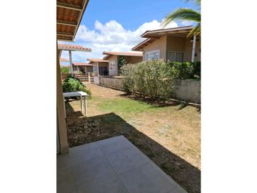 VENTA CASA  AMOBLADA 210m2 CORONADO NEGOCIABLE