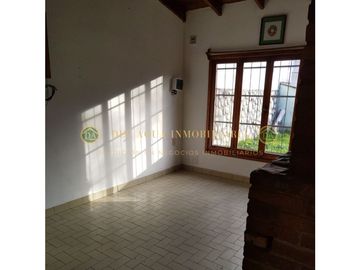 EN VENTA CASA EN EL BOLSON A 10 CUADRAS DE LA PLAZA PRINCIPAL CA-302