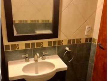Chalet en venta en Castelar Sur