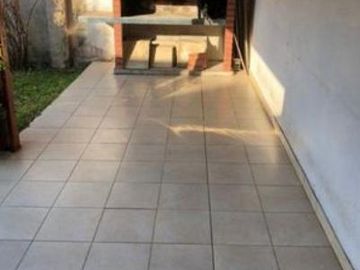 Chalet en venta en Castelar Sur