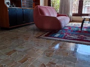 Chalet en venta en Bernal Oeste