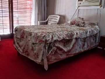 Chalet en venta en Bernal Oeste