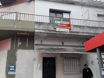 Departamento Tipo Casa en venta en Lanus Oeste