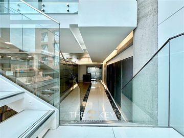 Oficina en Venta en Av. del Valle - Av. del Parque