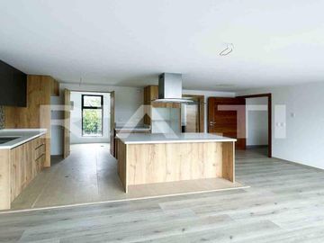 Exclusivo Loft en venta con piscina en Tumbaco