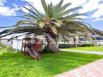 Exclusivo Loft en venta con piscina en Tumbaco