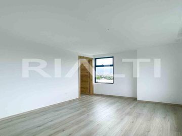 Exclusivo Loft en venta con piscina en Tumbaco