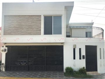 Urbi Villa Colonial, Monterrey