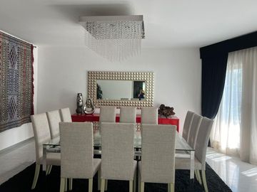 Excelente Casa en Venta, totalmente amueblada y equipada