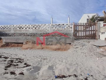 CASA A ORILLA DE PLAYA EN VENTA EN LAS BOCAS, SONORA.