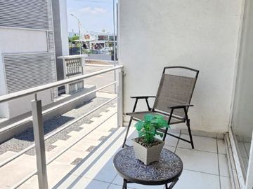Departamento en venta sobre Boulevard Peña Flor, Albrerca, Seguridad