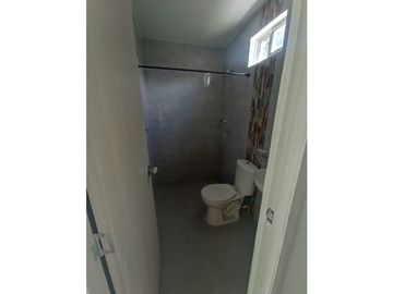 Proyecto conjunto cerrado espectacular casa  20 de octubre - Via Bonda