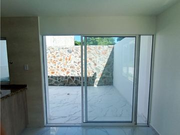 Proyecto conjunto cerrado espectacular casa  20 de octubre - Via Bonda