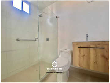 Venta de Amplio Apartamento en Piso 6, Rodadero.