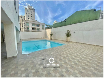 Venta de Amplio Apartamento en Piso 6, Rodadero.