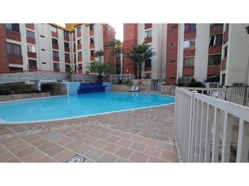 SE VENDE APARTAMENTO EN EL C.R COLSEGUROS EN CALI