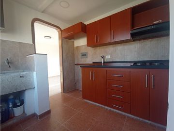 SE VENDE APARTAMENTO EN EL C.R COLSEGUROS EN CALI
