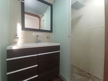 SE VENDE APARTAMENTO EN EL C.R COLSEGUROS EN CALI