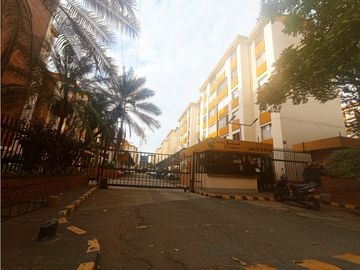 SE VENDE APARTAMENTO EN EL C.R COLSEGUROS EN CALI