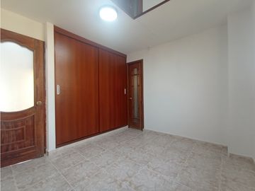 SE VENDE APARTAMENTO EN EL C.R COLSEGUROS EN CALI