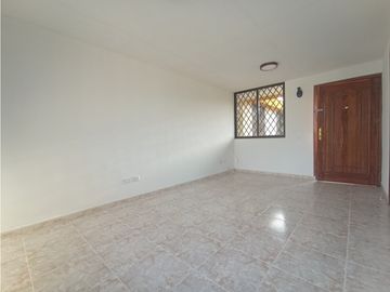SE VENDE APARTAMENTO EN EL C.R COLSEGUROS EN CALI