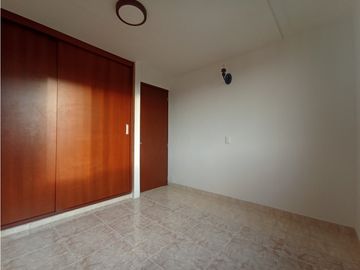 SE VENDE APARTAMENTO EN EL C.R COLSEGUROS EN CALI