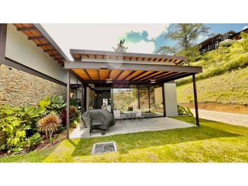 VENDO HERMOSA CASA EN MONTESERENO  REFUGIO CAMPESTRE EL RETIRO