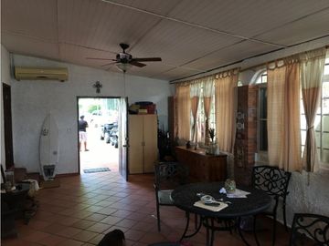 Venta: Casa frente al mar en Farallón, Coclé
