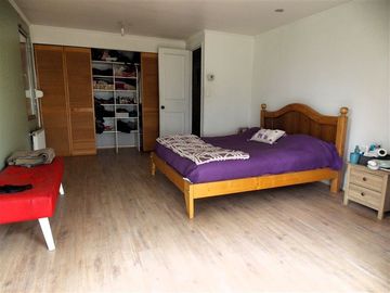 Casa en Venta en Las Perdices, The British Royal School
