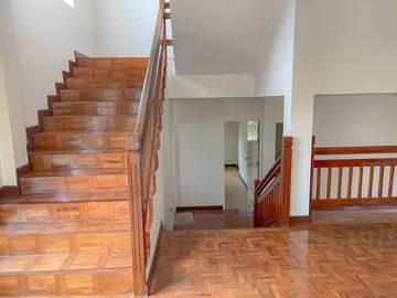 4bedroom 4bathroom