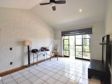CASA EN VENTA EN AZALEAS