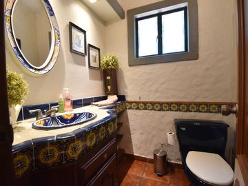 CASA EN VENTA EN AZALEAS