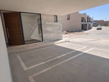 CASA JA-3 PRIVADA ALTO LAGO (PREVENTA)