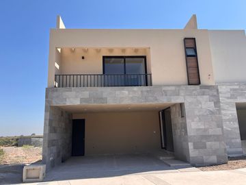CASA JA-1 PRIVADA ALTO LAGO (PREVENTA)