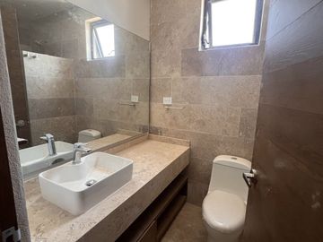 CASA JA-1 PRIVADA ALTO LAGO (PREVENTA)