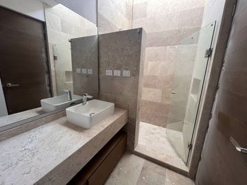 CASA JA-1 PRIVADA ALTO LAGO (PREVENTA)