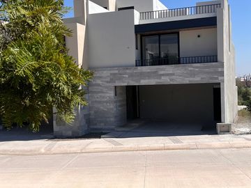 CASA JA-2 PRIVADA ALTO LAGO (PREVENTA)