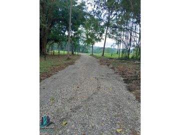 VENDO LOTE.DE 1000 M VA VOLCAN