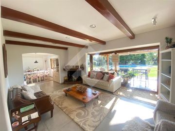 Casa en Venta en Chicureo Oriente