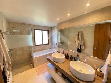 Casa en Venta en Chicureo Oriente