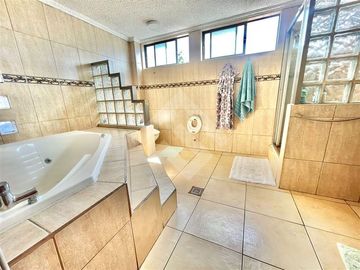 Casa en Venta en ISABEL LA CATOLICA