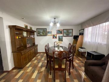 Casa en Venta en Av. Maipu con Primera Transversal