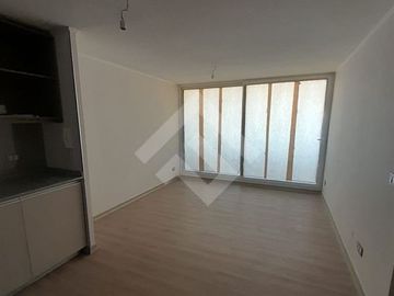 Departamento en Venta en Av. Américo Vespucio/ El Descanso